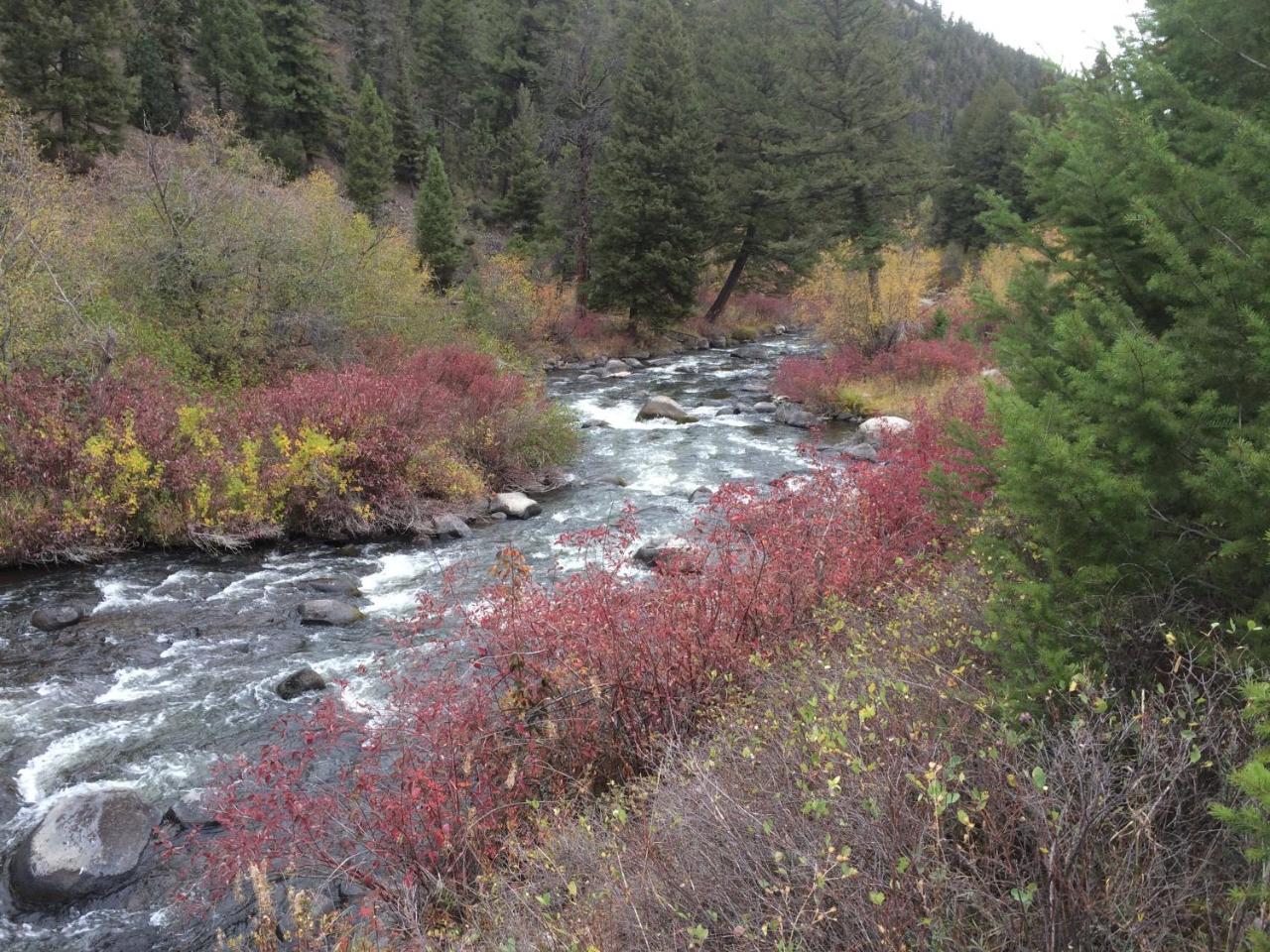 Boulder Creek Lodge Maxville Eksteriør bilde